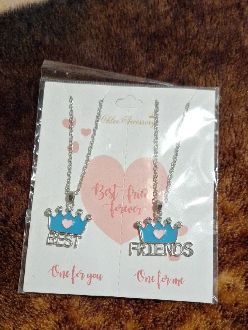 Best Friends Kids Necklace Set - Purple Crown And Blue Crown